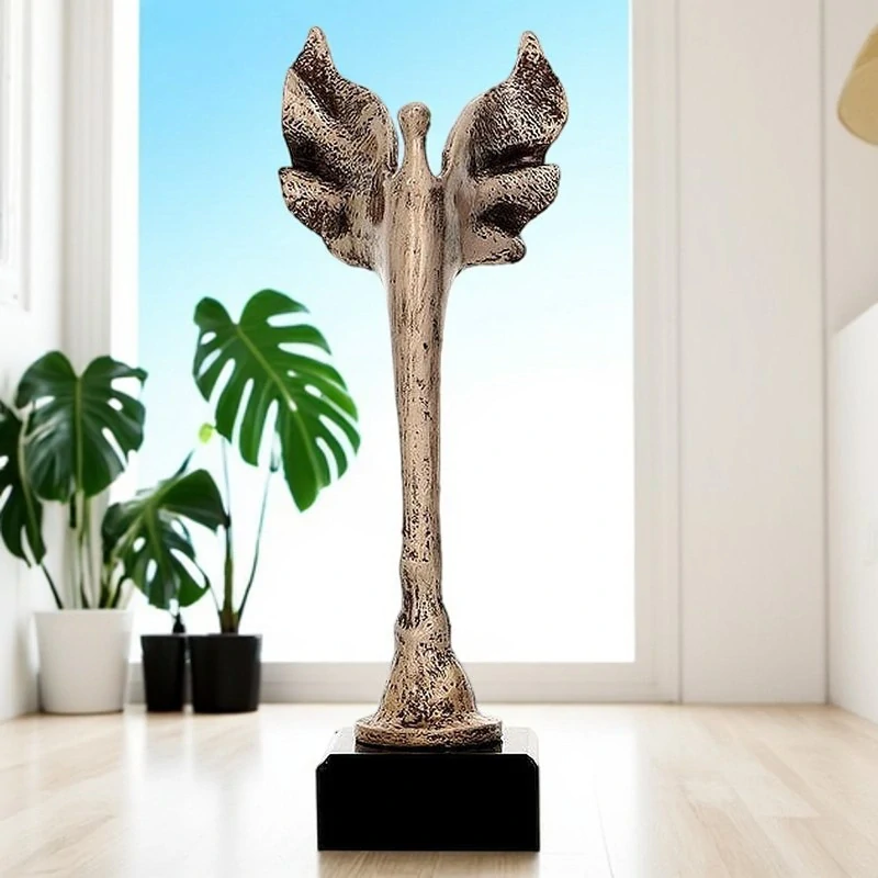 Victory - Socha odlievaná 24 cm na mramorovom podstavci - Ocenenie výnimočných ľudí