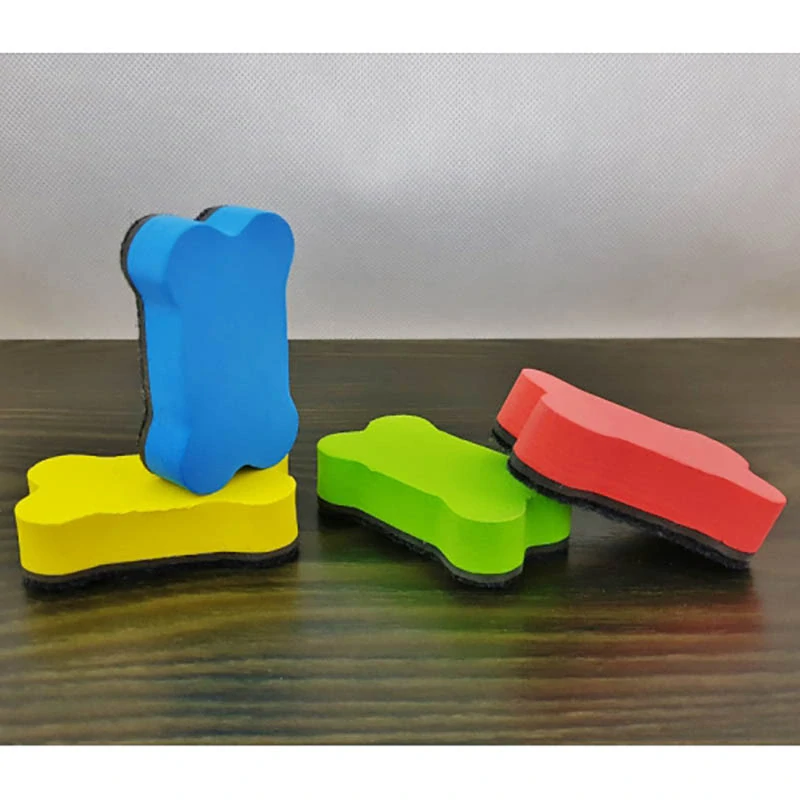 Magnetická hubka na tabuľu – farebná: 4 x 5 cm