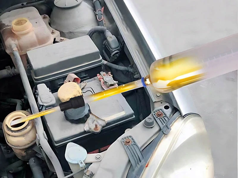 Striekačka - odsávačka oleja 200ml