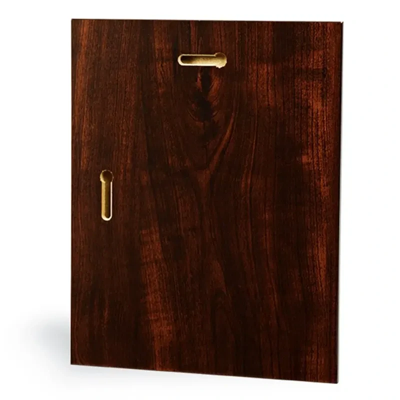 Kovová plaketa modrá na drevenej MDF podložke s gravírovaním 20x15cm