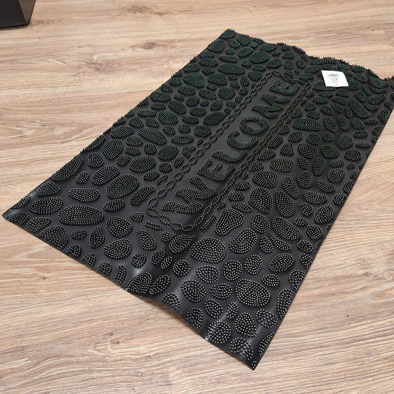 Gumená vonkajšia rohožka 40 × 60 cm protišmyková