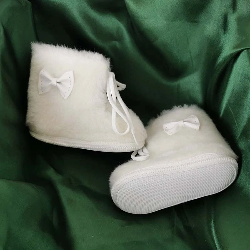 Christopher - Detské topánky capačky s kožušinkou biele