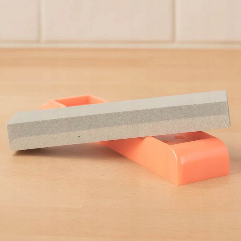 Dvojstranný brúsny kameň na nože a nožnice s podstavcom