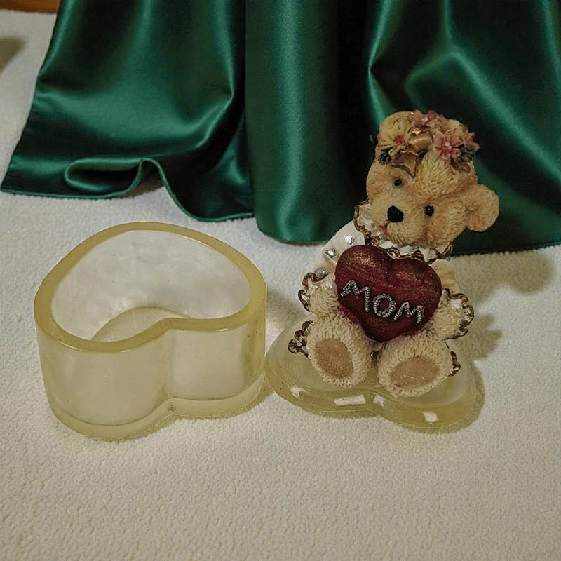 Sklenená šperkovnica s medvedíkom MOM