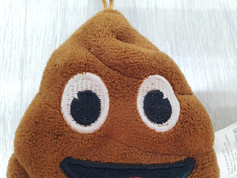 Plyšový prívesok na kľúče hovienko so zvukom 10 cm