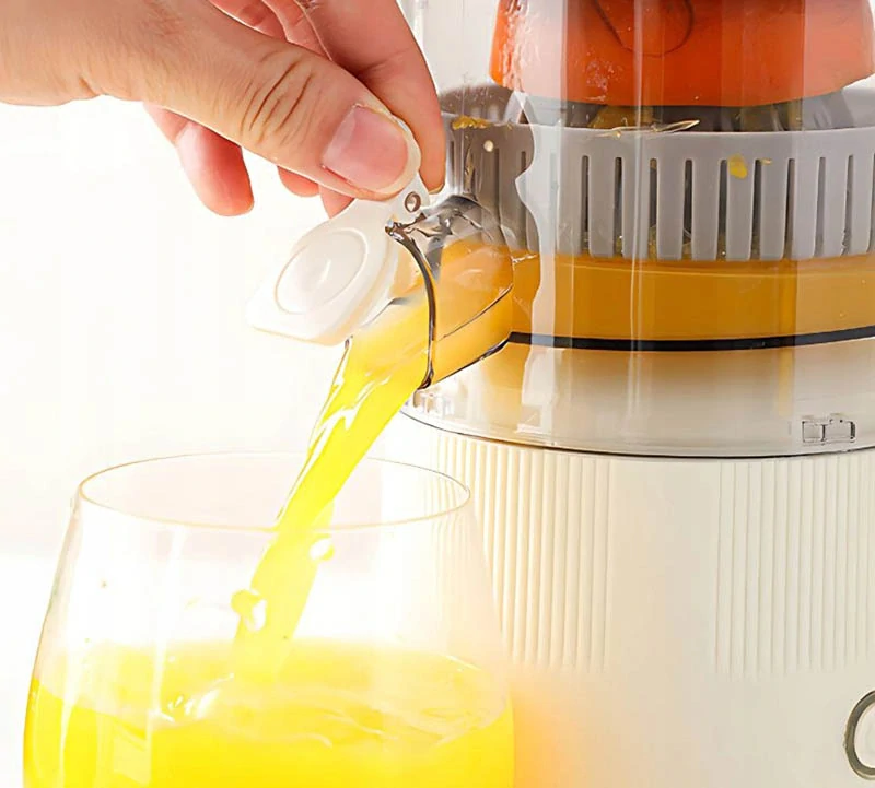 Automatický odšťavovač na citrusy 500 ml – biely