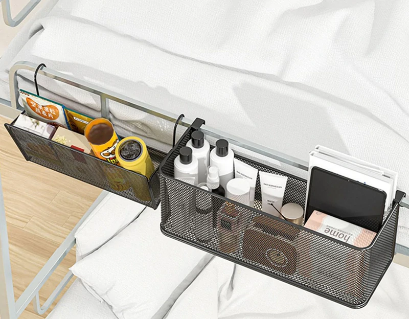 Závesný kovový organizér na kuchynskú tyč čierny