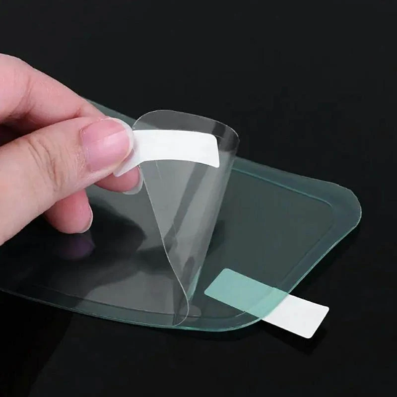 Protizahmlievacia fólia na prilbu