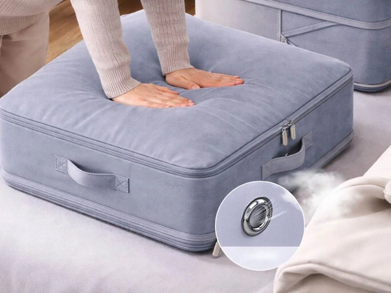 Úložná taška na oblečenie a posteľnú bielizeň 70L sivá