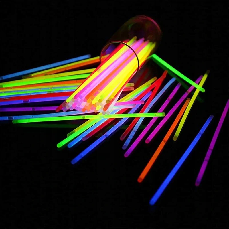 Fluorescenčné tyčinky svietiace v tme – sada 12 ks