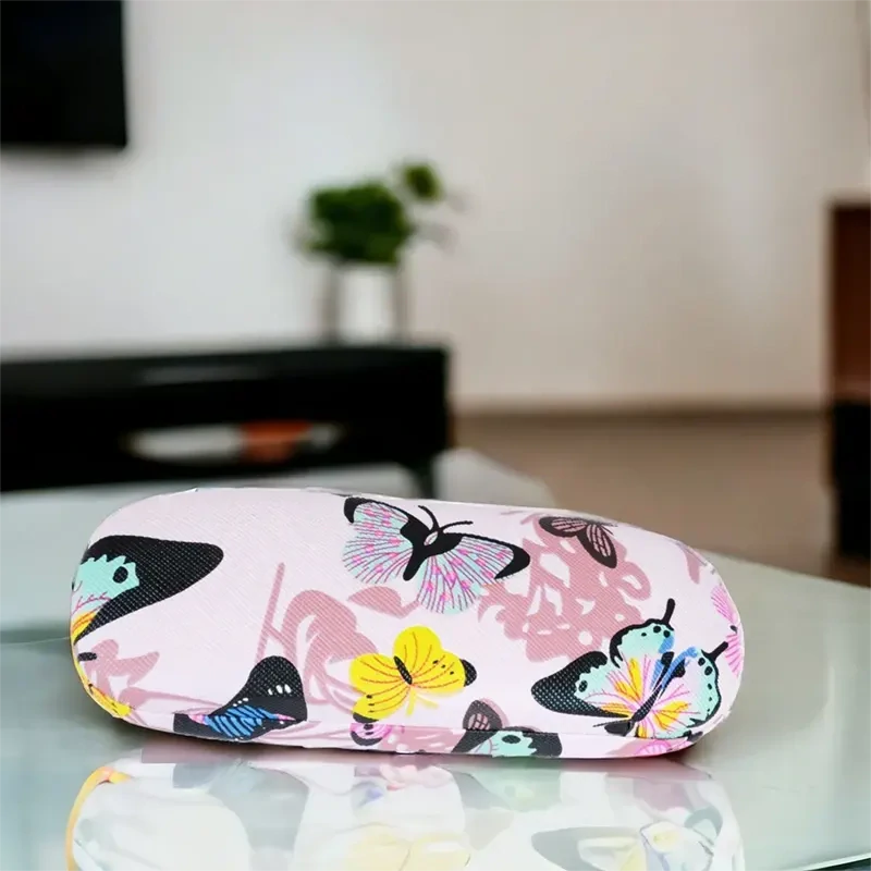 Pevné puzdro na okuliare 16 × 6 cm Motýle – ružové