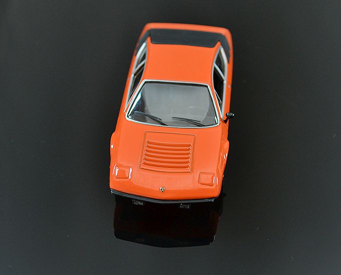 Model veterán Lamborghini Urraca 1:43