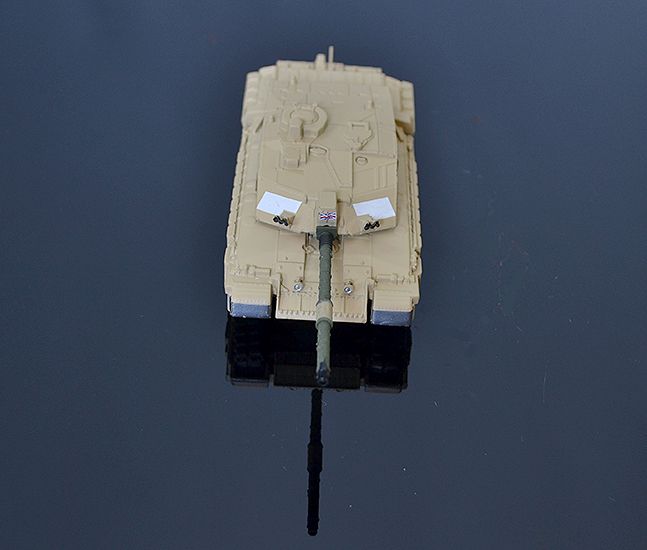Model tanku FV 4034 Challenger 2 1:74