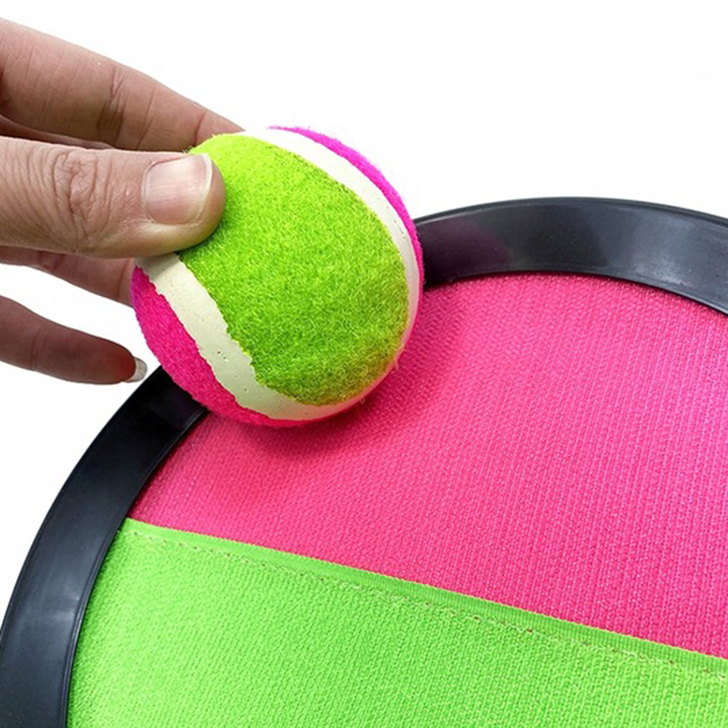 Dva terče s loptičkou na suchý zips