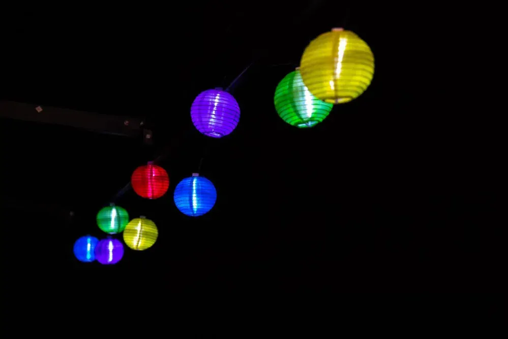 Solárna svetelná girlanda 3 metre 2V IP44