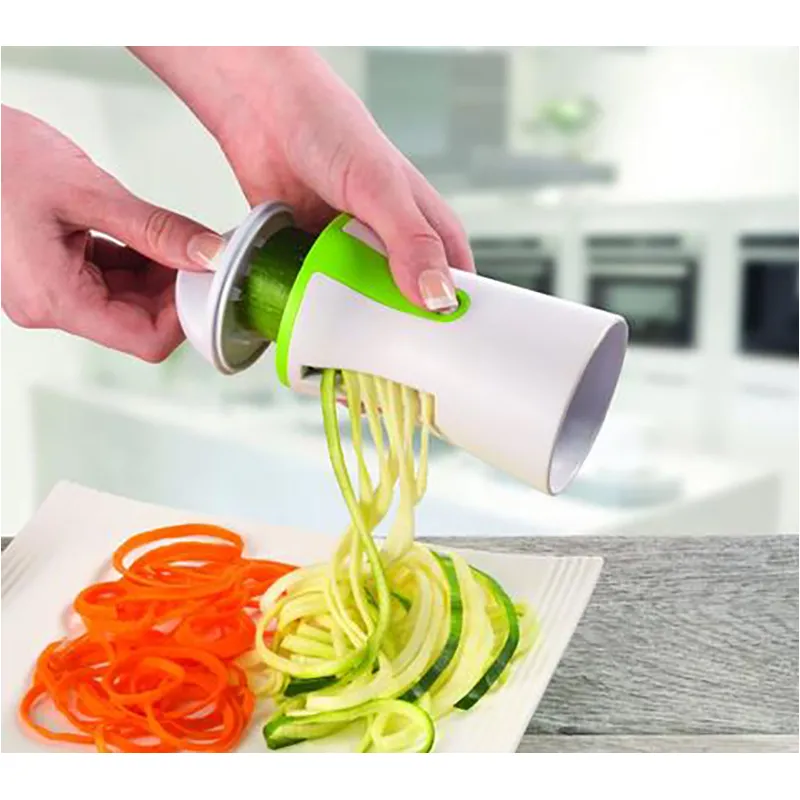 Špirálový krájač na zeleninu a ovocie 3v1