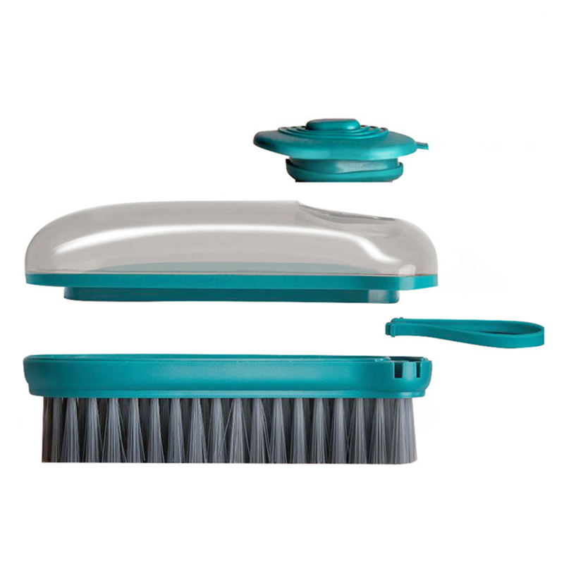 Kefa dávkovačom saponátu na čalúnenie a topánky