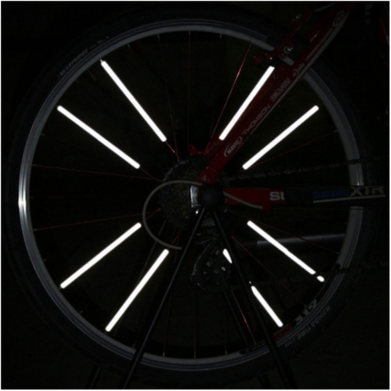 Reflexné rúrky na špice bicykla a motocykla strieborné