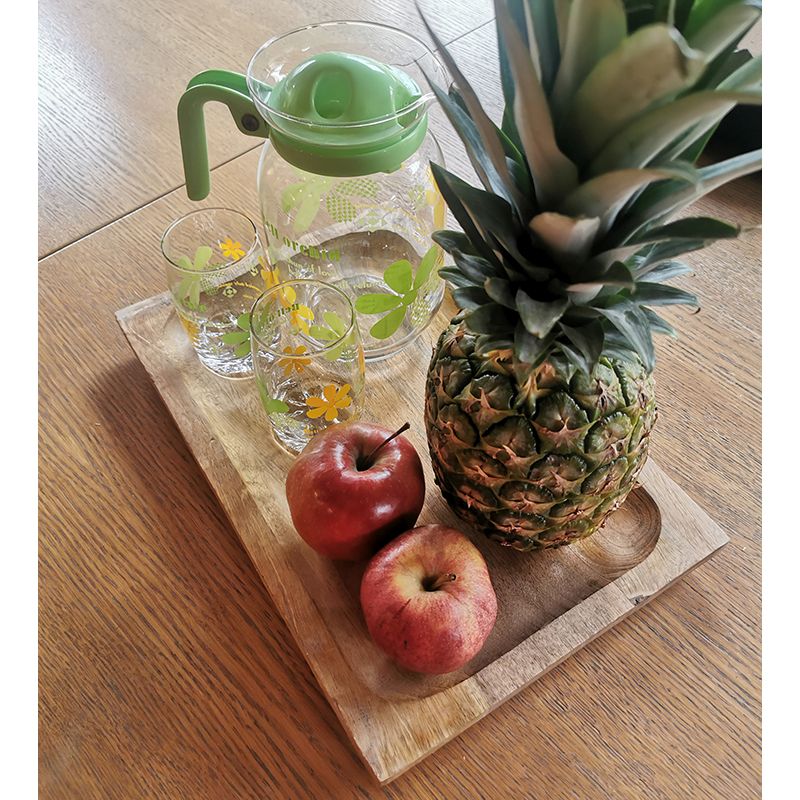 Podnos z mangového dreva