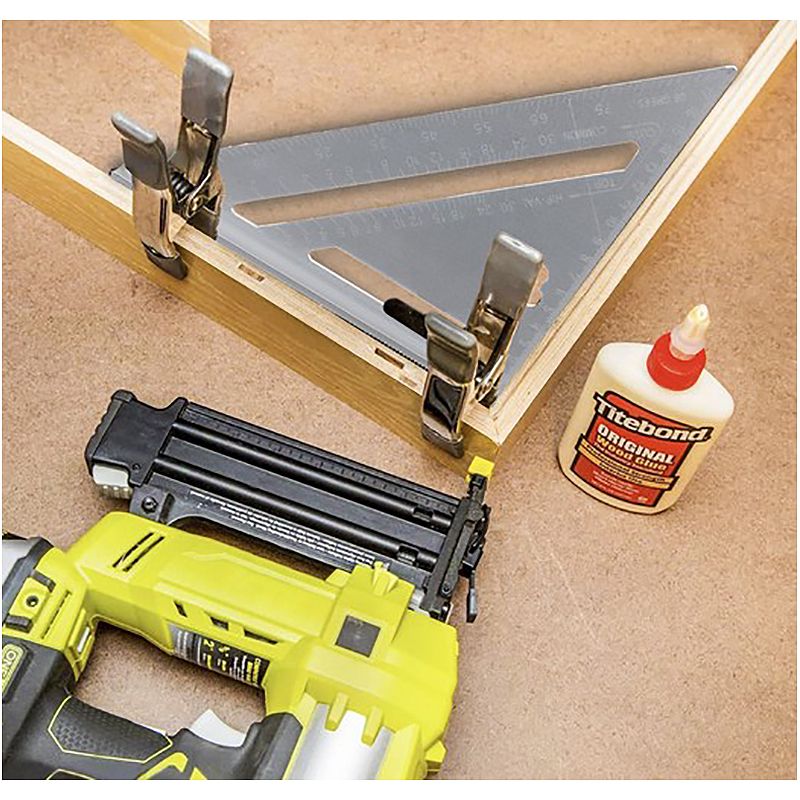 Stolársky kovový uholník 