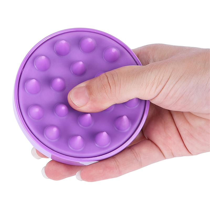 Masážna silikónová kefka na hlavu