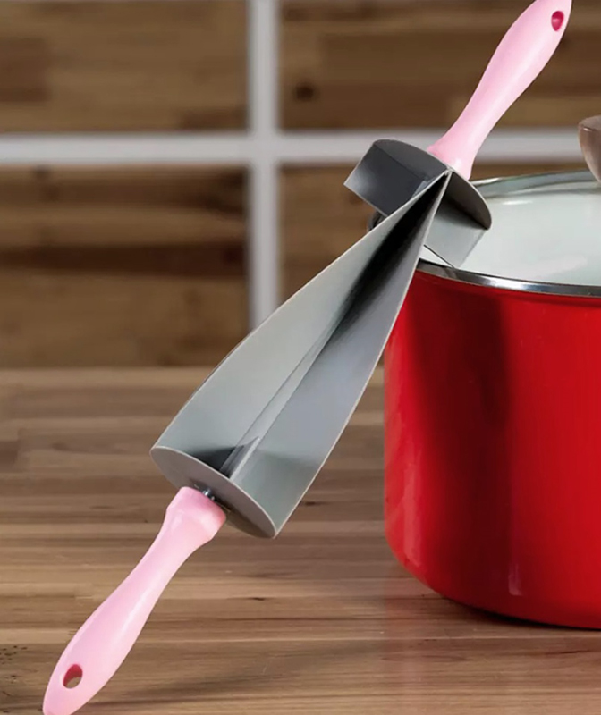 Valček na croissanty a rohlíčky