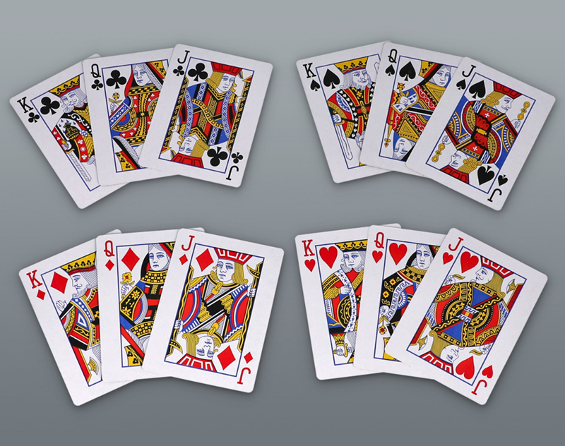 Gentelo Darčeková sada s ploskačkou, pohárikmi, lievikom, hracími kartami a kockami