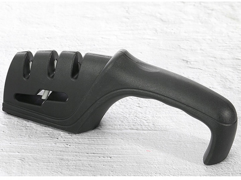 Brúska na nože a nožnice trojfázová