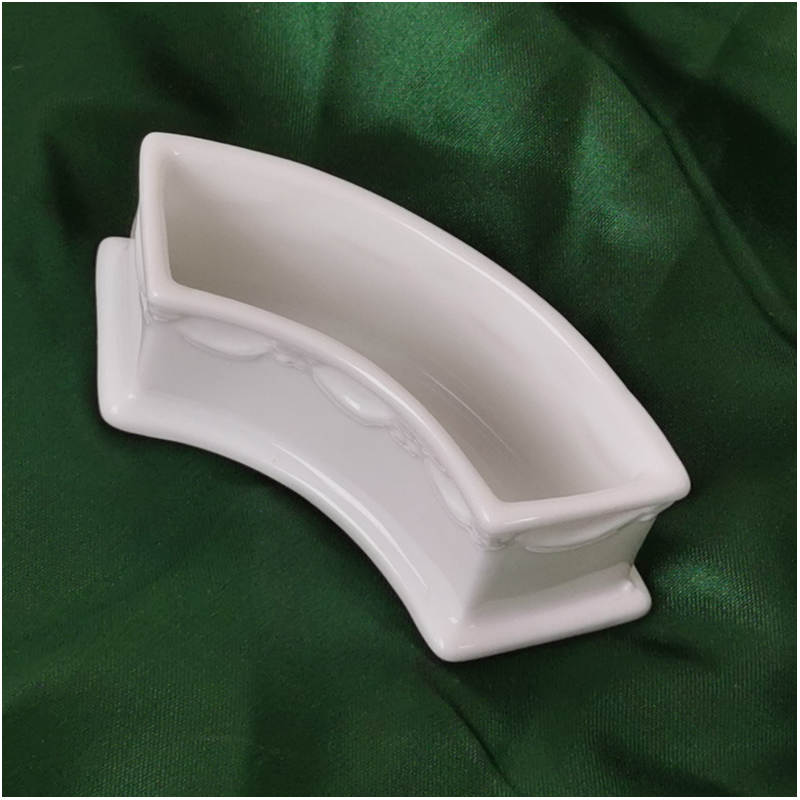 Reutter Porzelan - Porcelánový kvetináč dekorovaný 9x3cm