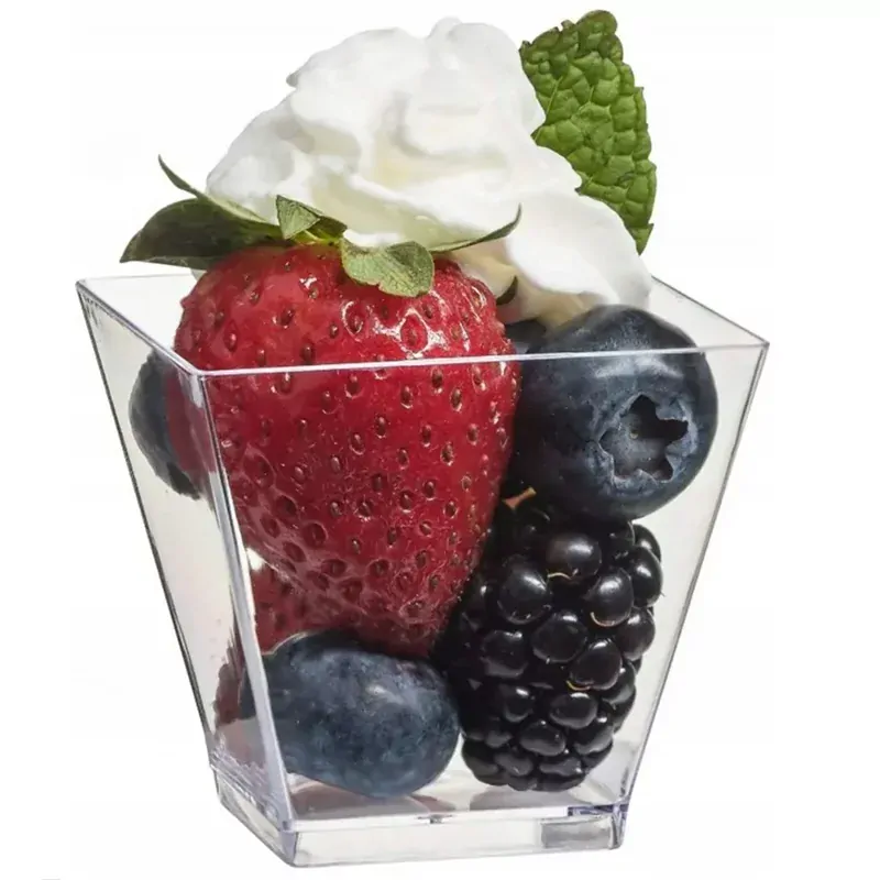 Dezertný pohárik plastový 200ml