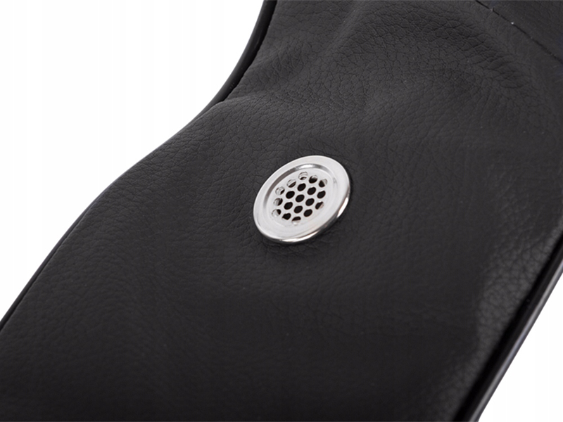 Masážny prístroj na krk, ramená a chrbát s hudbou