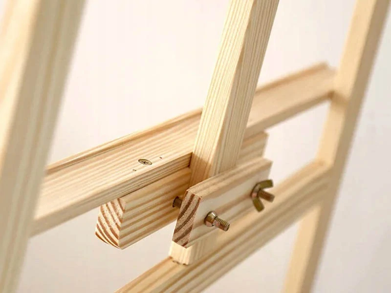 Veľký drevený maliarsky stojan – ateliérový aj exteriérový, 170 cm