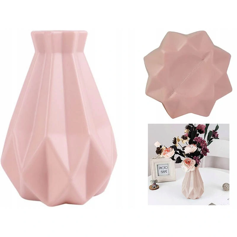 Plastová váza na kvety 20cm