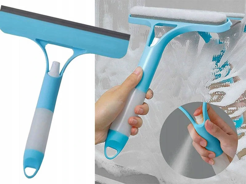 Stierka na okná s rozprašovačom