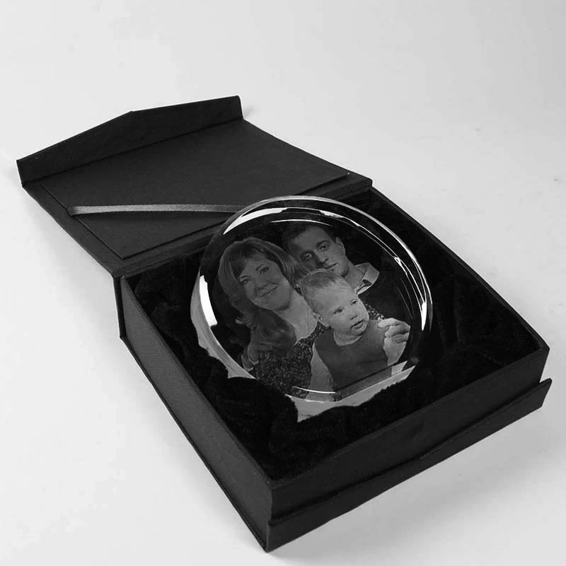 Sklenená kryštálová plaketa s gravírovaním vlastnej fotografie kruh 8cm