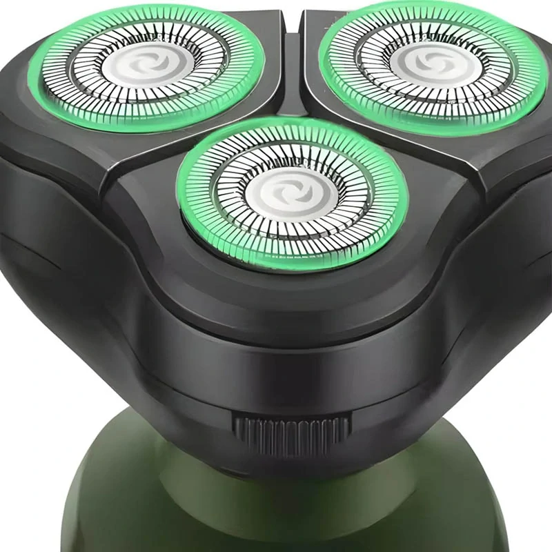 Holiaci strojček na vlasy, bradu a fúzy so zastrihávačom