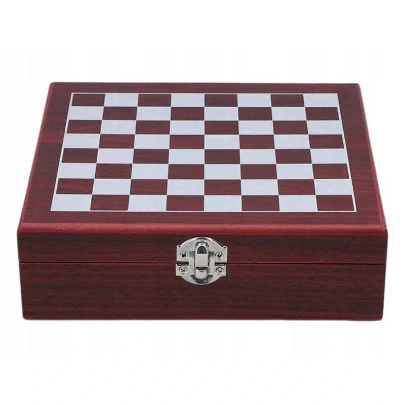 Ploskačka 240ml s pohárikmi a lievikom v darčekovej kazete Chess – čierna matná