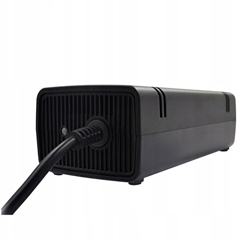Napájací adaptér na XBOX 360 Slim
