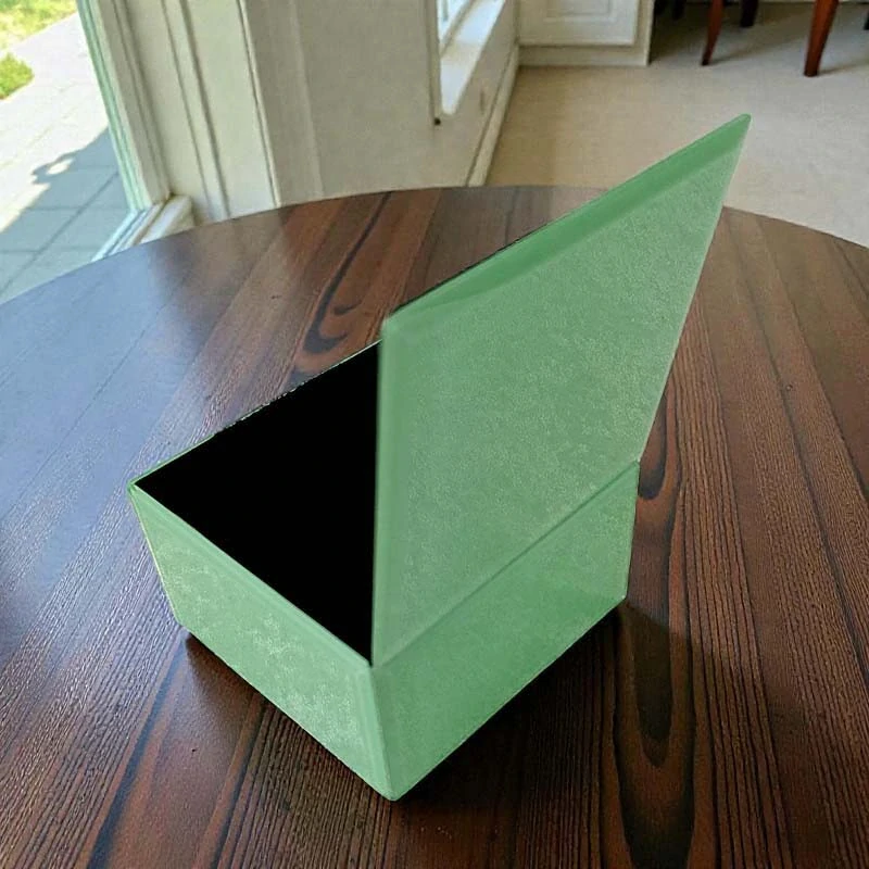 Sklenená šperkovnica so semišovou výstelkou, zelená, 11 × 11 × 6,5 cm