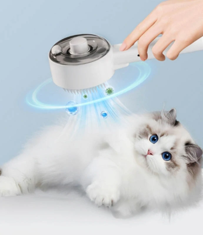 Elektrická kefa pre psov a mačky s rozprašovačom