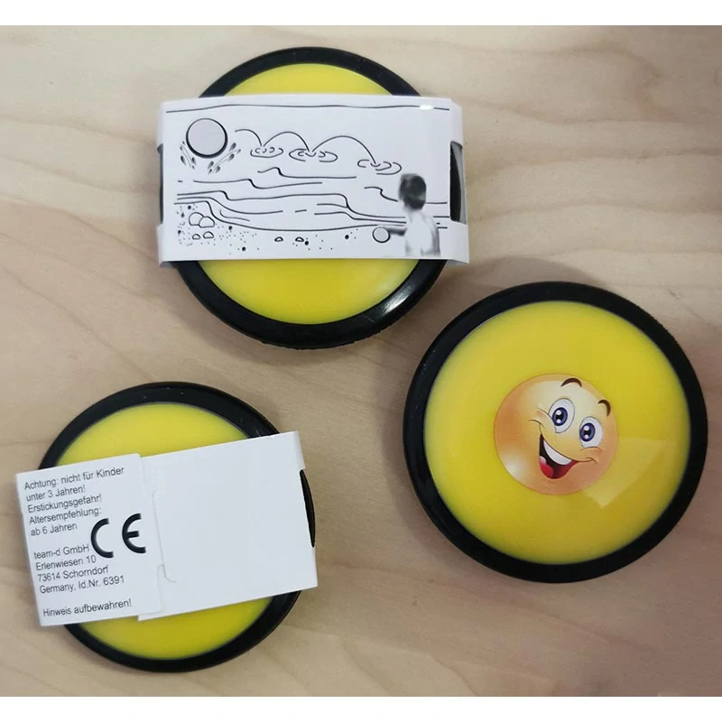 Plávajúci disk na hádzanie po vode Smile - priemer 7,5 cm