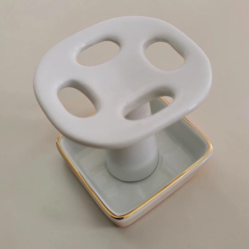 Reutterr Porzelan - Stojan na zubné kefky s odkvapkávacou miskou 9 × 8 cm