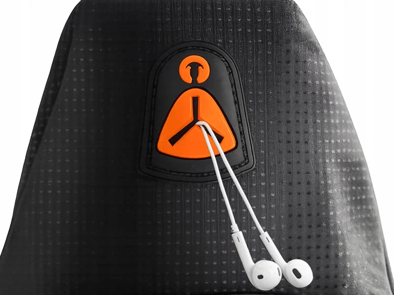 Mestský batoh na jedno rameno čierny