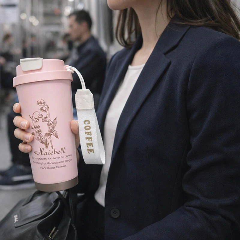 Termohrnček 530 ml so slamkou ružový