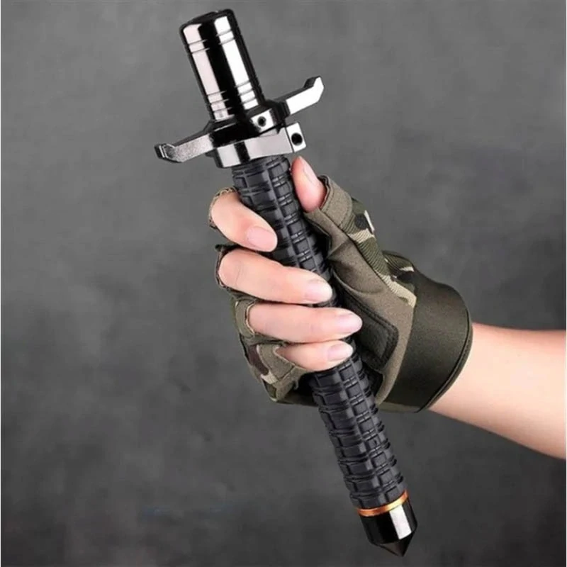 Teleskopická kovová tyč 24–67 cm