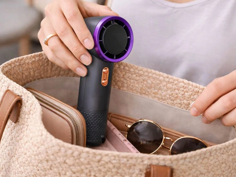 Ručný mini ventilátor USB čierny