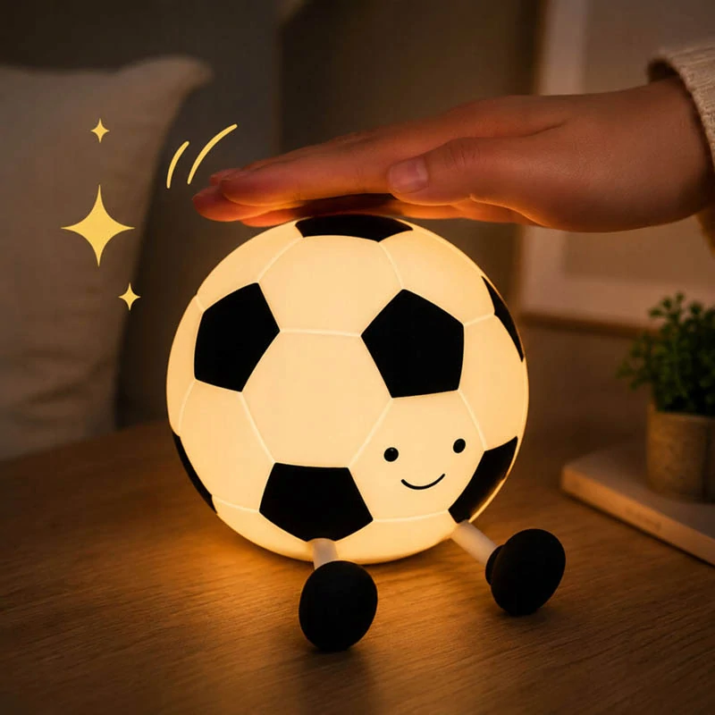 LED nočné svetlo Futbalová lopta 10 cm
