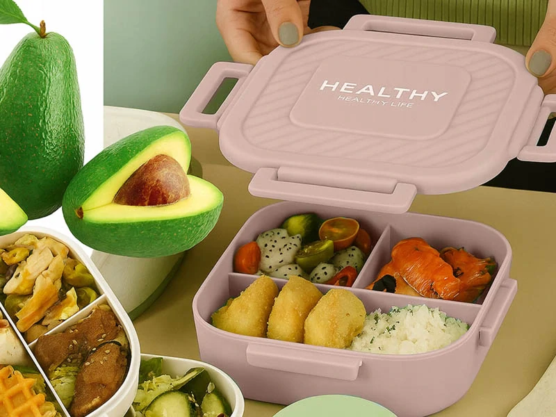 Lunch box s 3 priehradkami a príborom na desiatu aj obed ružový