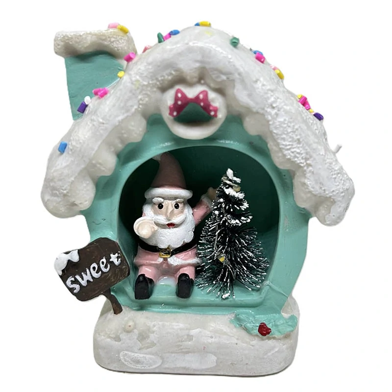 Vianočný LED domček s perníčkom „SWEET“ – vianočná dekorácia 12cm