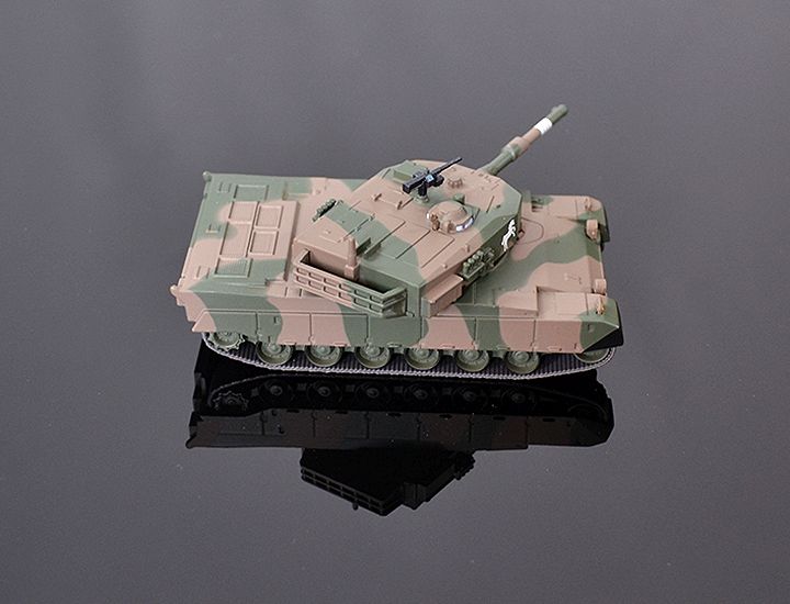 Model tanku TYPE 90 1:74